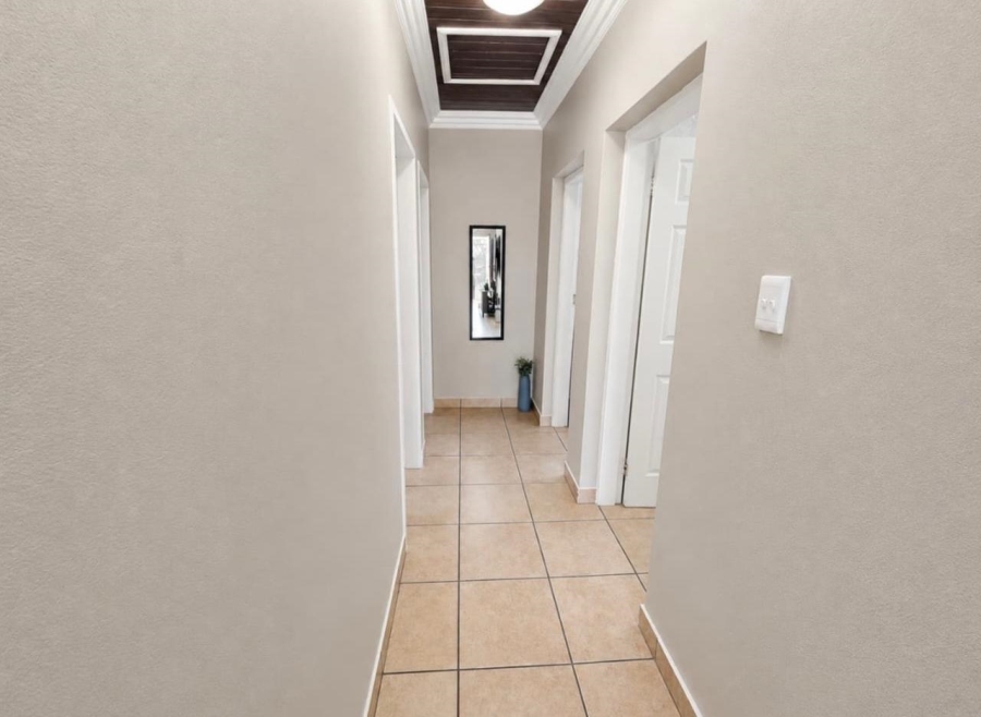 3 Bedroom Property for Sale in Waterval East North West